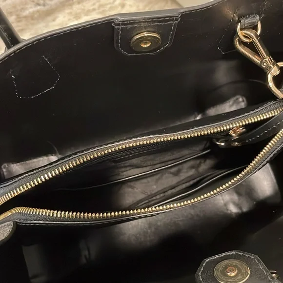 Michael Kors Mercer Gallery Satchel Handbag - Picture 3 of 8